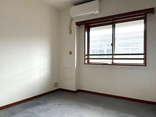 リビング以外の居室  写真撮影日：2025-10-02