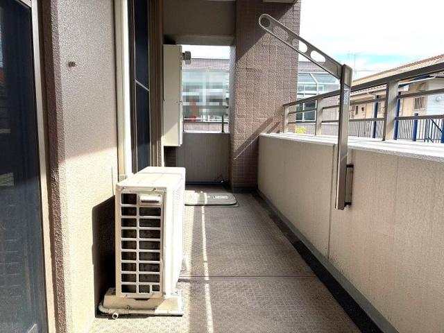 バルコニー  写真撮影日：2025-10-02