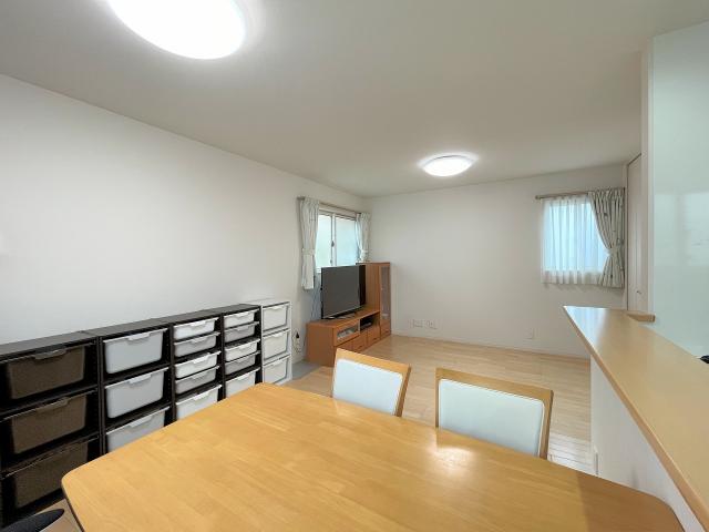 リビング  写真撮影日：2025-10-19