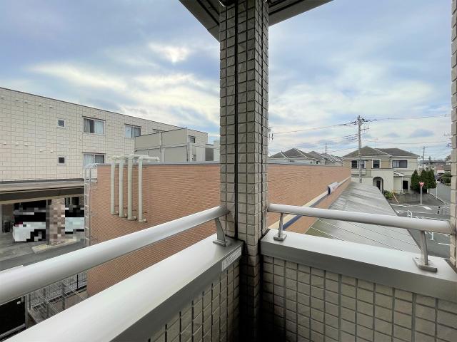 バルコニー  写真撮影日：2025-10-19