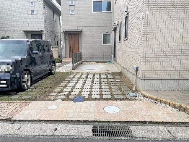 駐車場  写真撮影日：2025-10-19