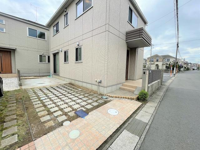 駐車場  写真撮影日：2025-10-19