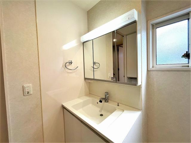 洗面台・洗面所  写真撮影日：2025-10-25