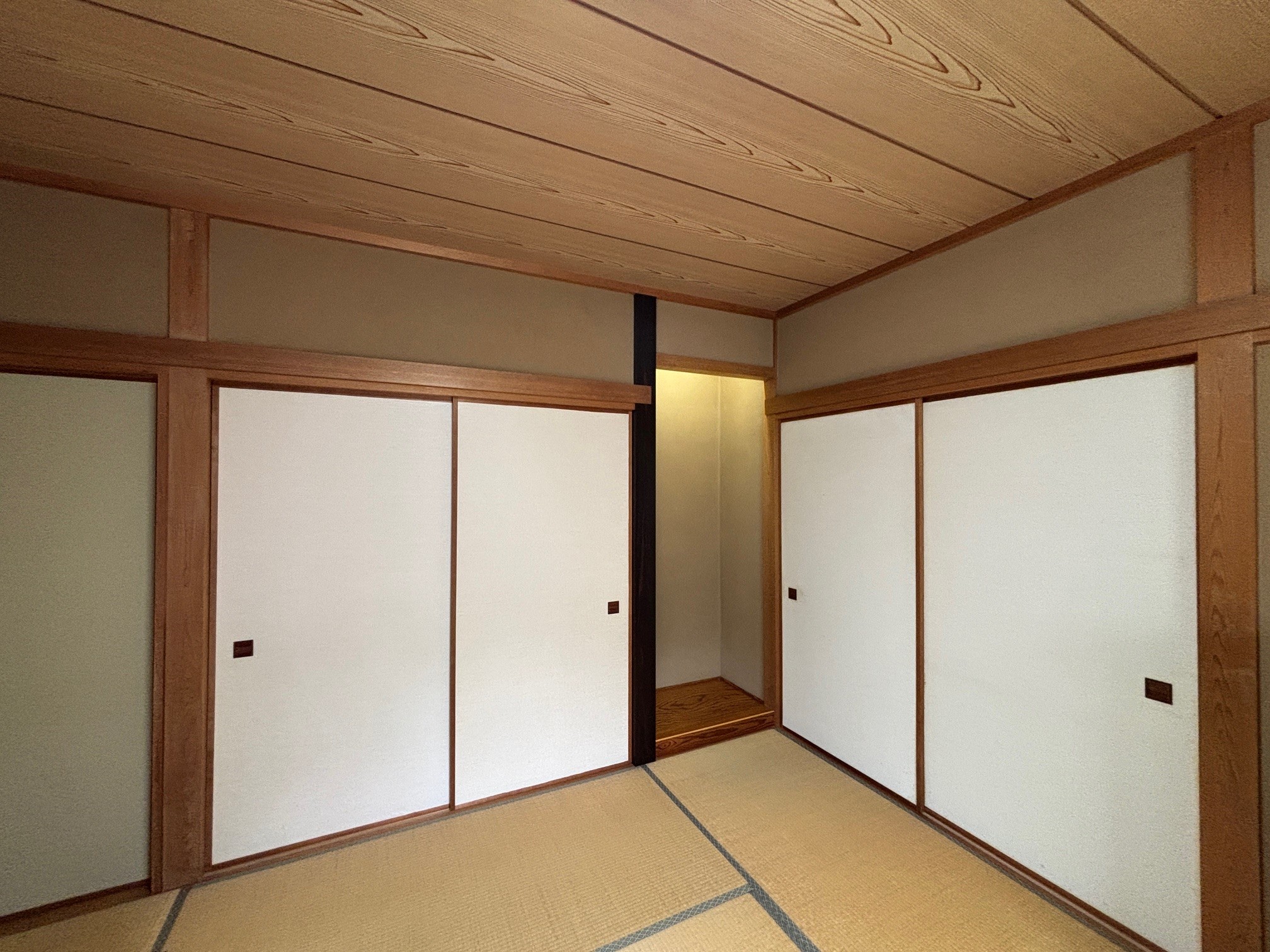 和室 写真撮影日：10/19/25, 12:00 AM