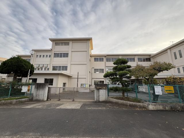 星久喜小学校 130m 写真撮影日：2025-11-05