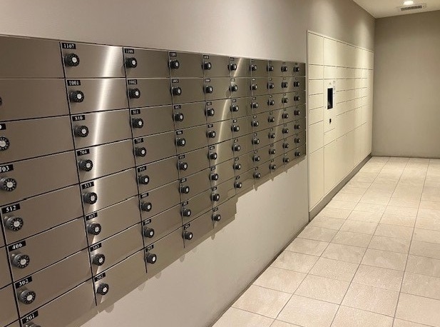 メールボックス 写真撮影日：11/1/25, 12:00 AM