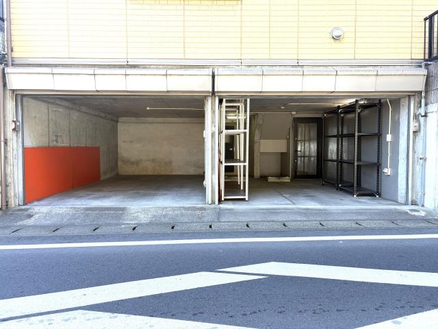 駐車場  写真撮影日：2025-12-18