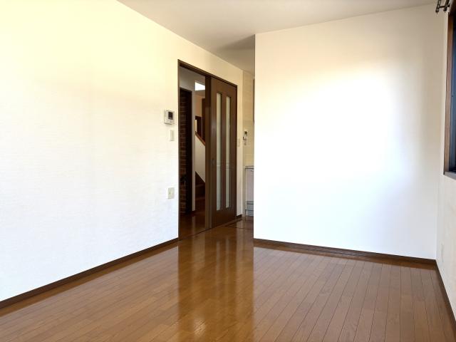 リビング  写真撮影日：2025-12-18