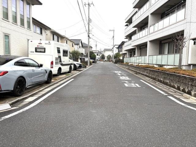 前面道路含む現地写真  写真撮影日：2025-12-25