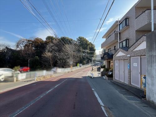 前面道路（２０２６年２月撮影）