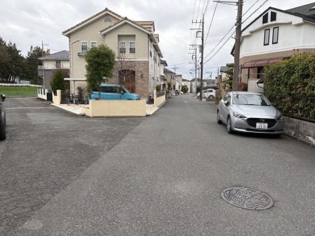 前面道路含む現地写真  写真撮影日：2025-12-22