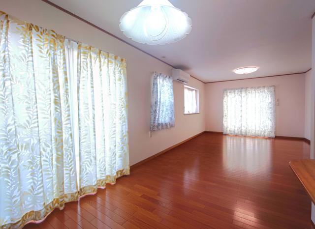 リビング  写真撮影日：2026-03-15