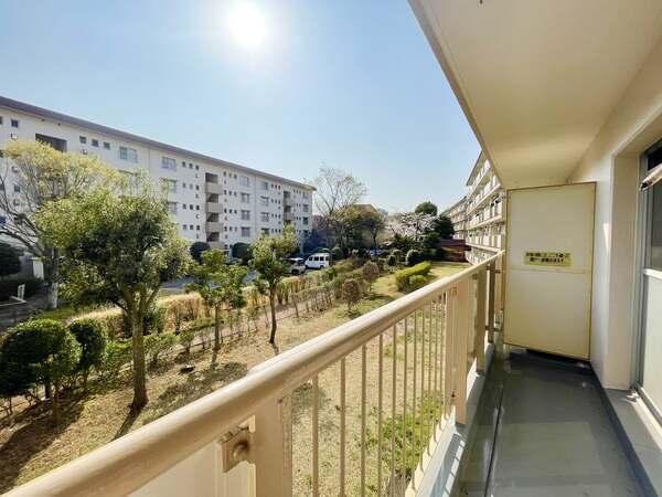 明るい２階住戸