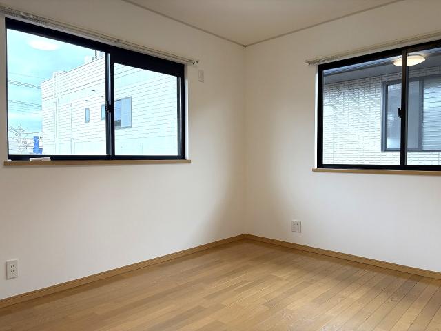 リビング以外の居室  写真撮影日：2026-04-11