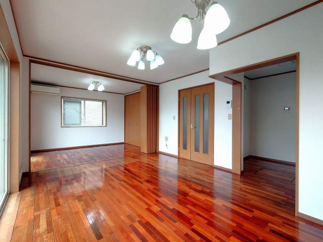 リビング  写真撮影日：2026-06-05