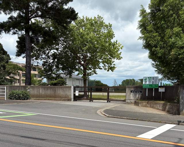 双葉中学校 1090m 写真撮影日：2026-07-09