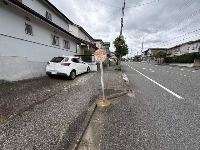 光風台第三バス停 140m 写真撮影日：2026-07-09