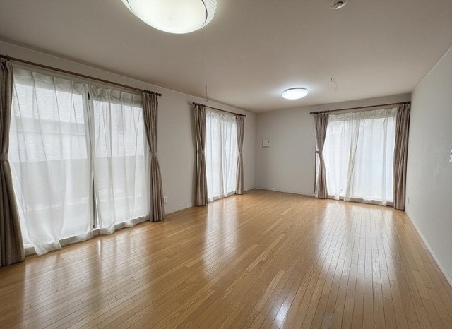 リビング  写真撮影日：2026-07-17