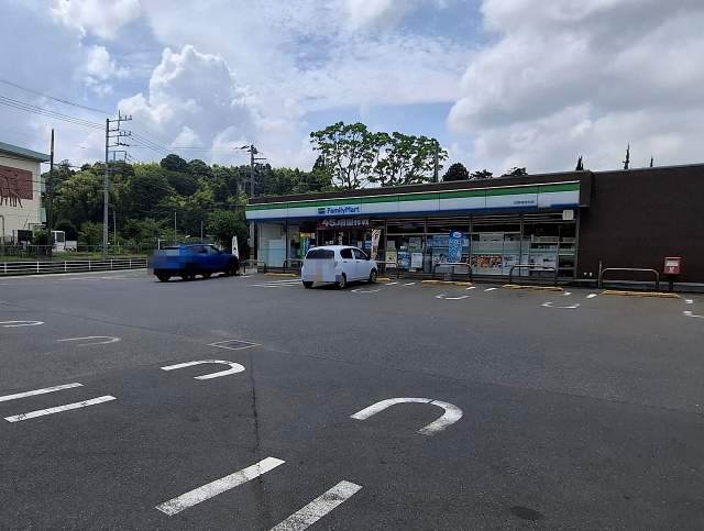 ファミリーマート市原有秋台店 1830m 写真撮影日：2026-08-17