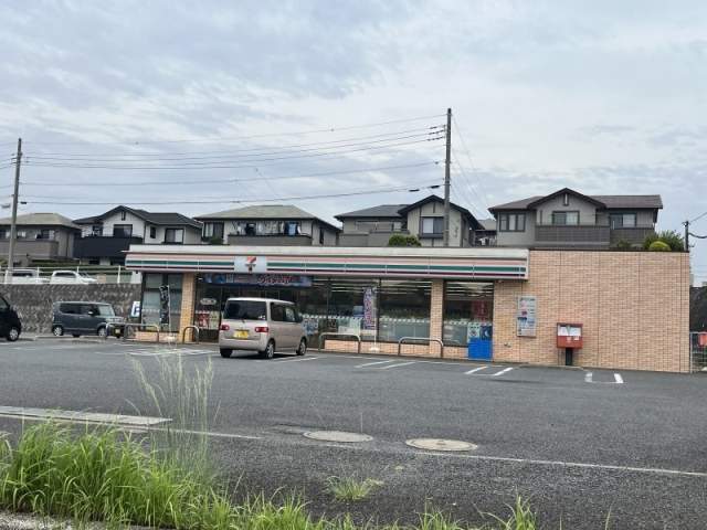 セブンイレブン 市原ちはら台東4丁目店 850m 写真撮影日：2026-08-24