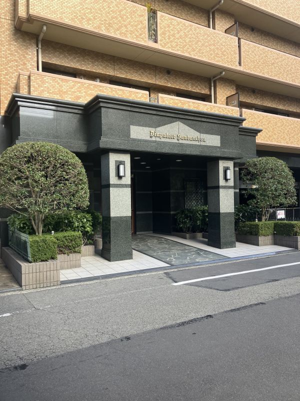 エントランス 写真撮影日：12/8/25, 12:00 AM