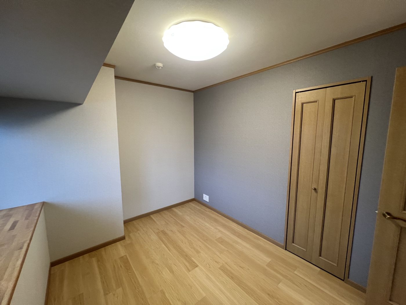 洋室（約5.5帖） 写真撮影日：2/22/26, 12:00 AM