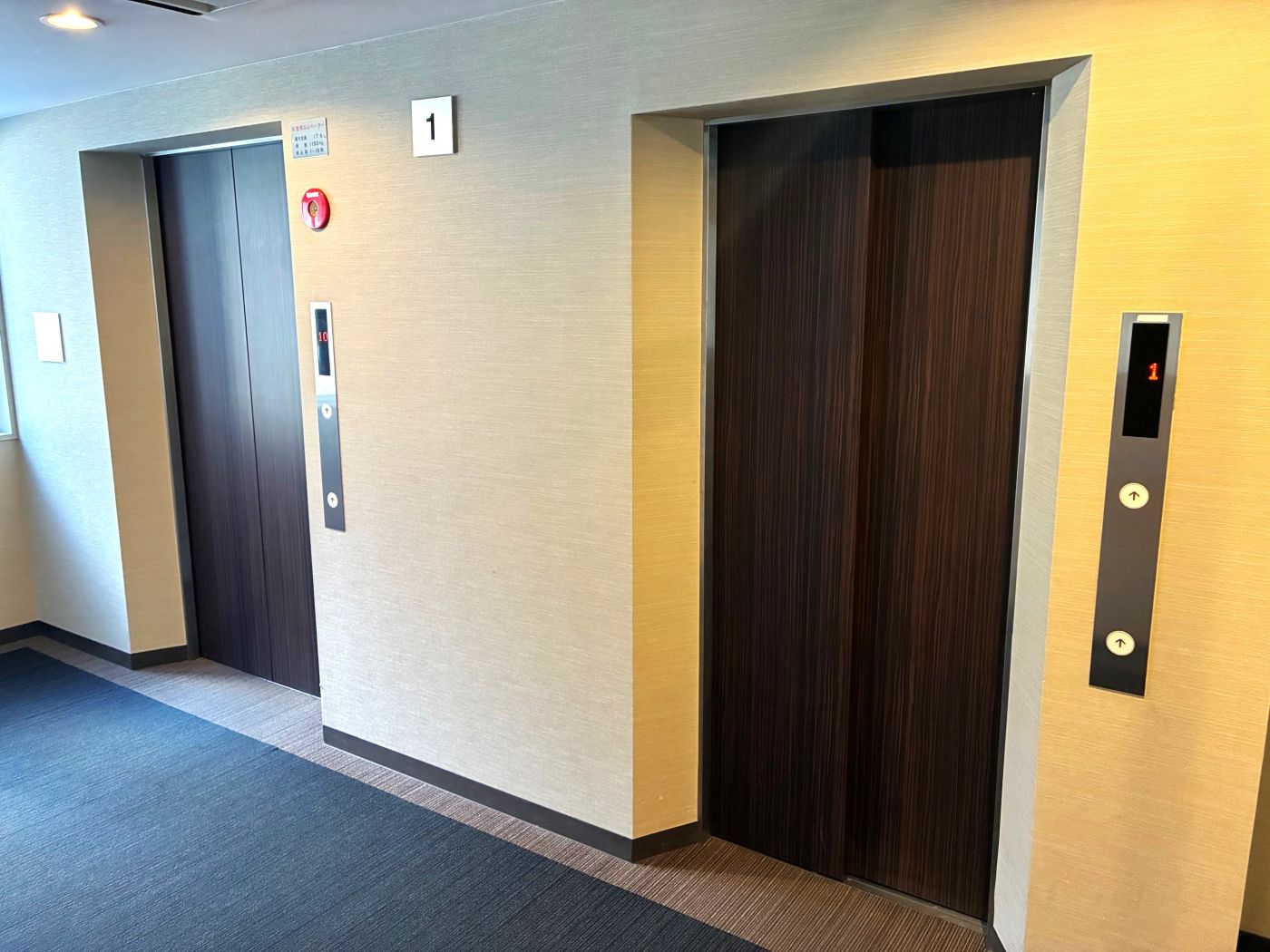 エレベーターホール