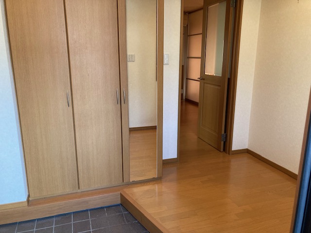 玄関ホール