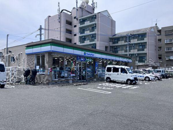 ファミリーマート福岡七隈六丁目店 500m 写真撮影日：2024-06-17
