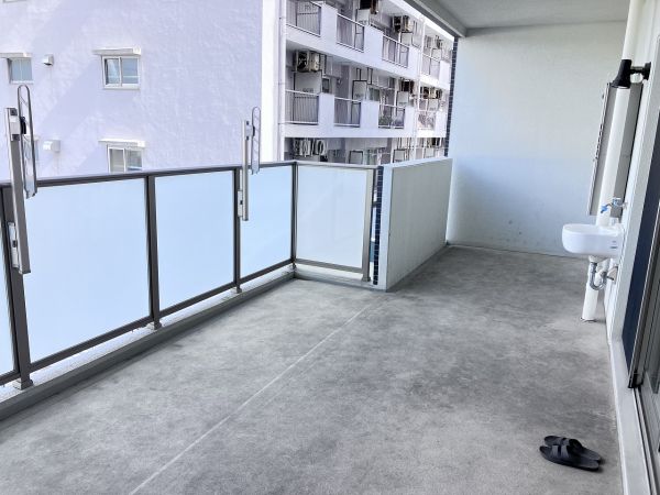 バルコニー  写真撮影日：2025-03-08