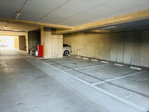 敷地内駐車場