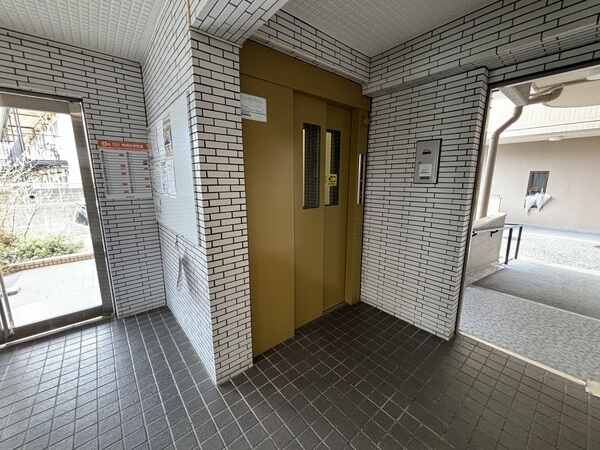 エレベーターがございます