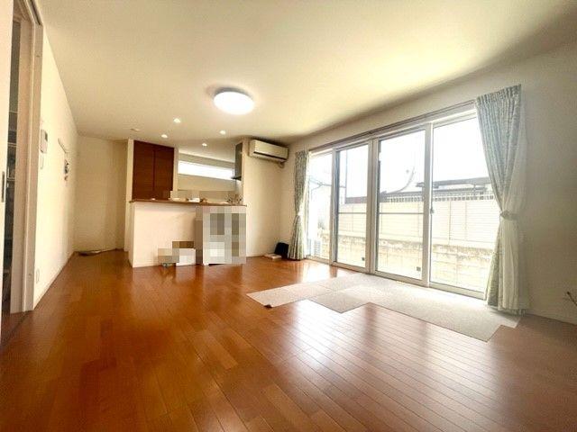 リビング  写真撮影日：2025-07-03