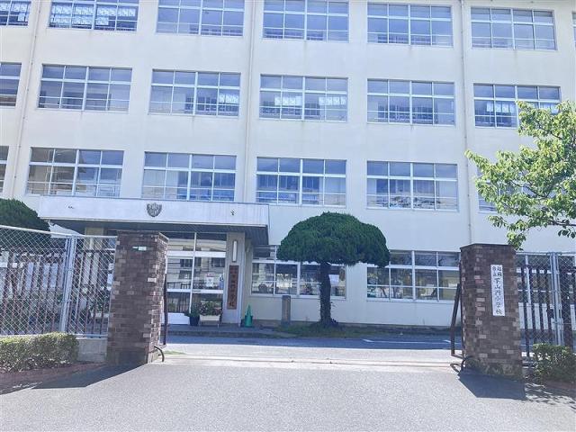 下山門小学校 330m 写真撮影日：2025-09-07