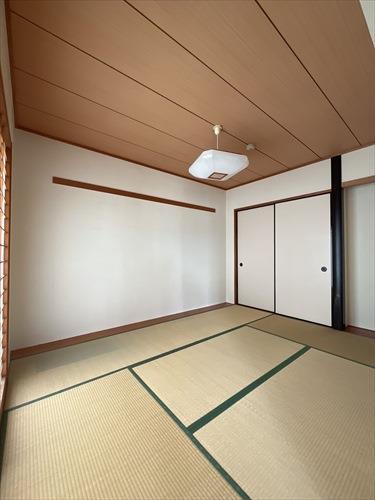 ６帖和室