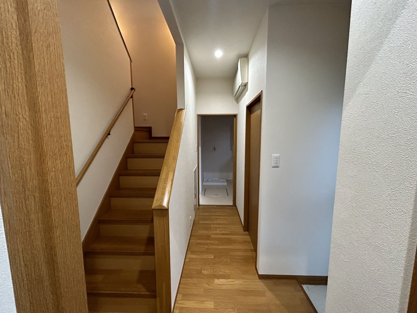 階段下スペース