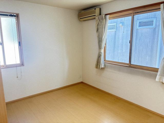 リビング以外の居室  写真撮影日：2026-02-09