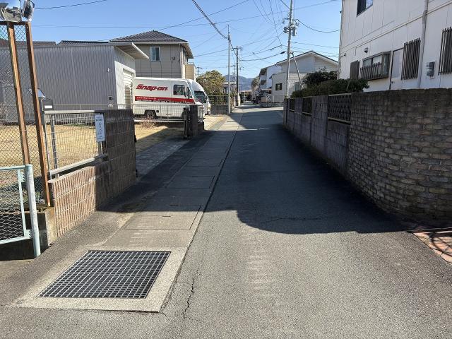 前面道路含む現地写真  写真撮影日：2026-02-09