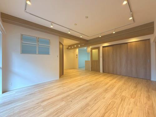 ＬＤＫ約２０．５帖