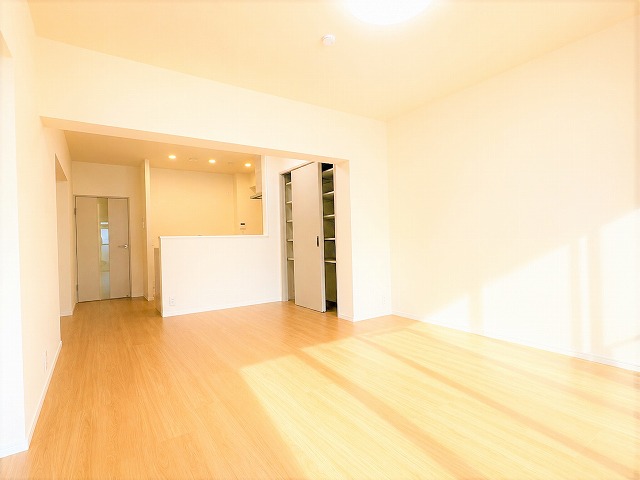 リビング  写真撮影日：2026-06-18