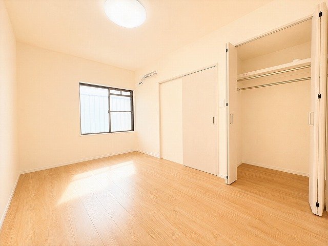 リビング以外の居室  写真撮影日：2026-06-18