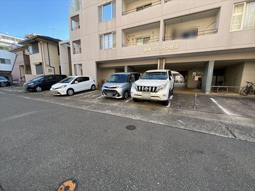 駐車場部分