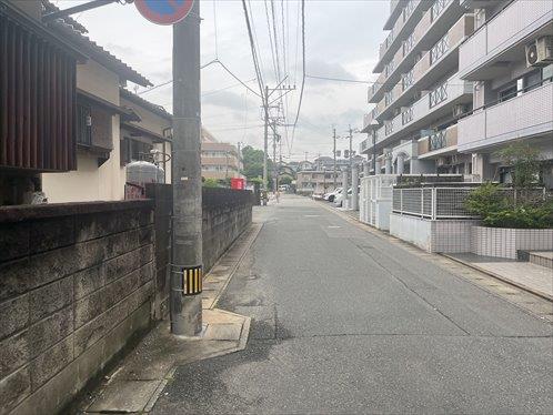 南側前面道路