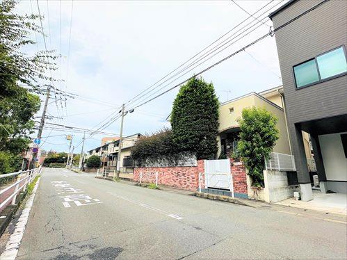 建物外観写真（２０２５年９月撮影）