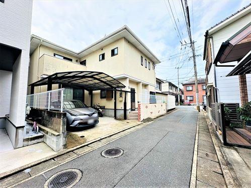 建物外観写真（２０２５年９月撮影）