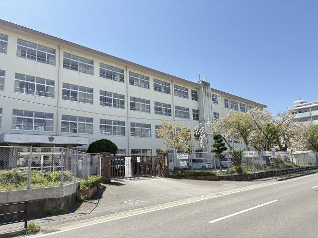 福岡市立下山門小学校 420m 写真撮影日：2026-04-09