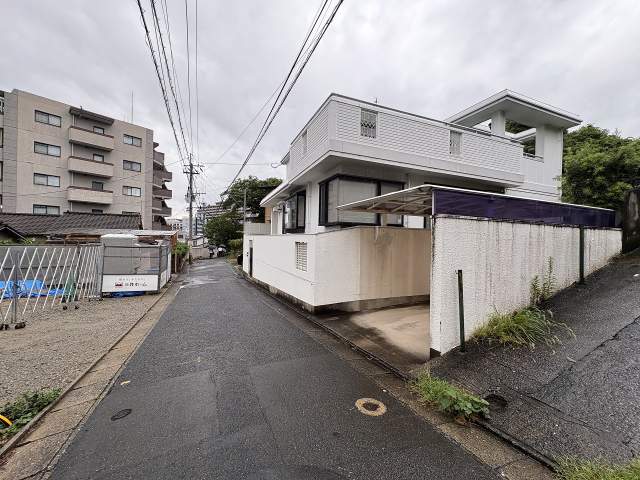 前面道路含む現地写真  写真撮影日：2026-09-07