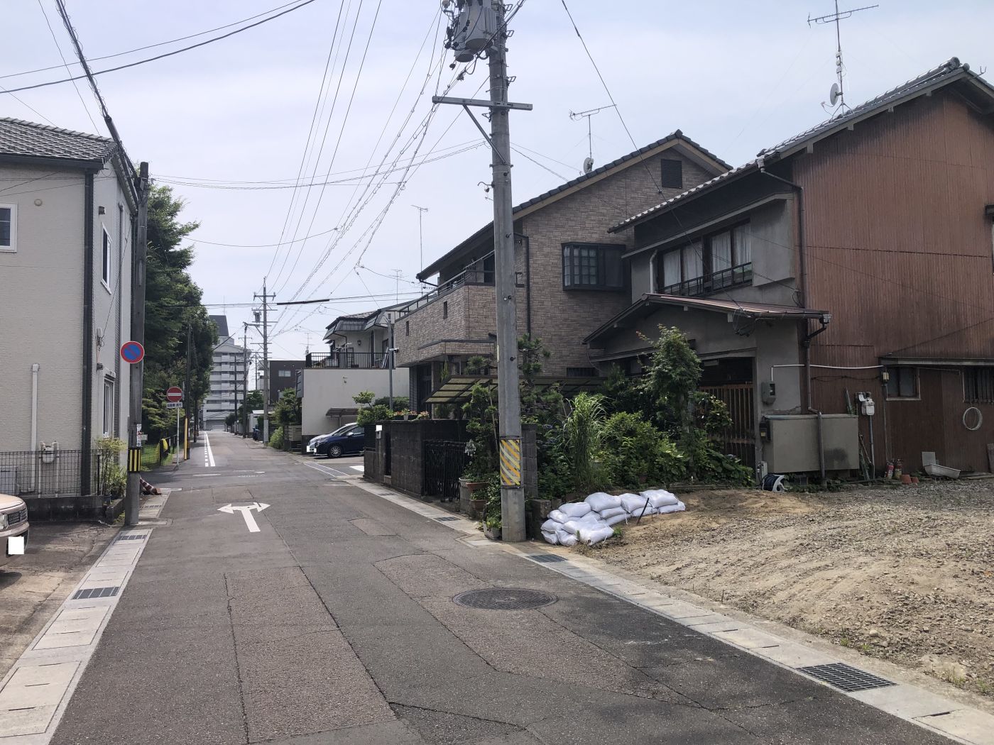 前面道路　2025年6月撮影