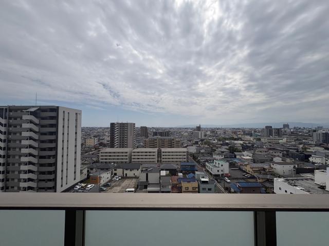 住戸からの眺望写真  写真撮影日：2026-04-18