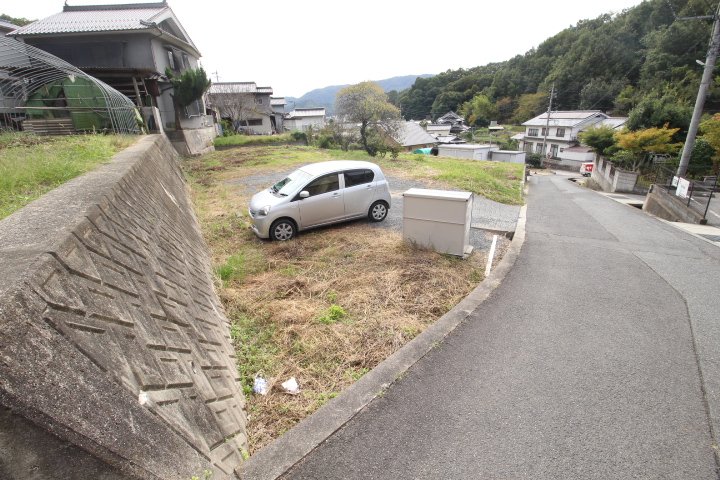 敷地外駐車場（現状優先）